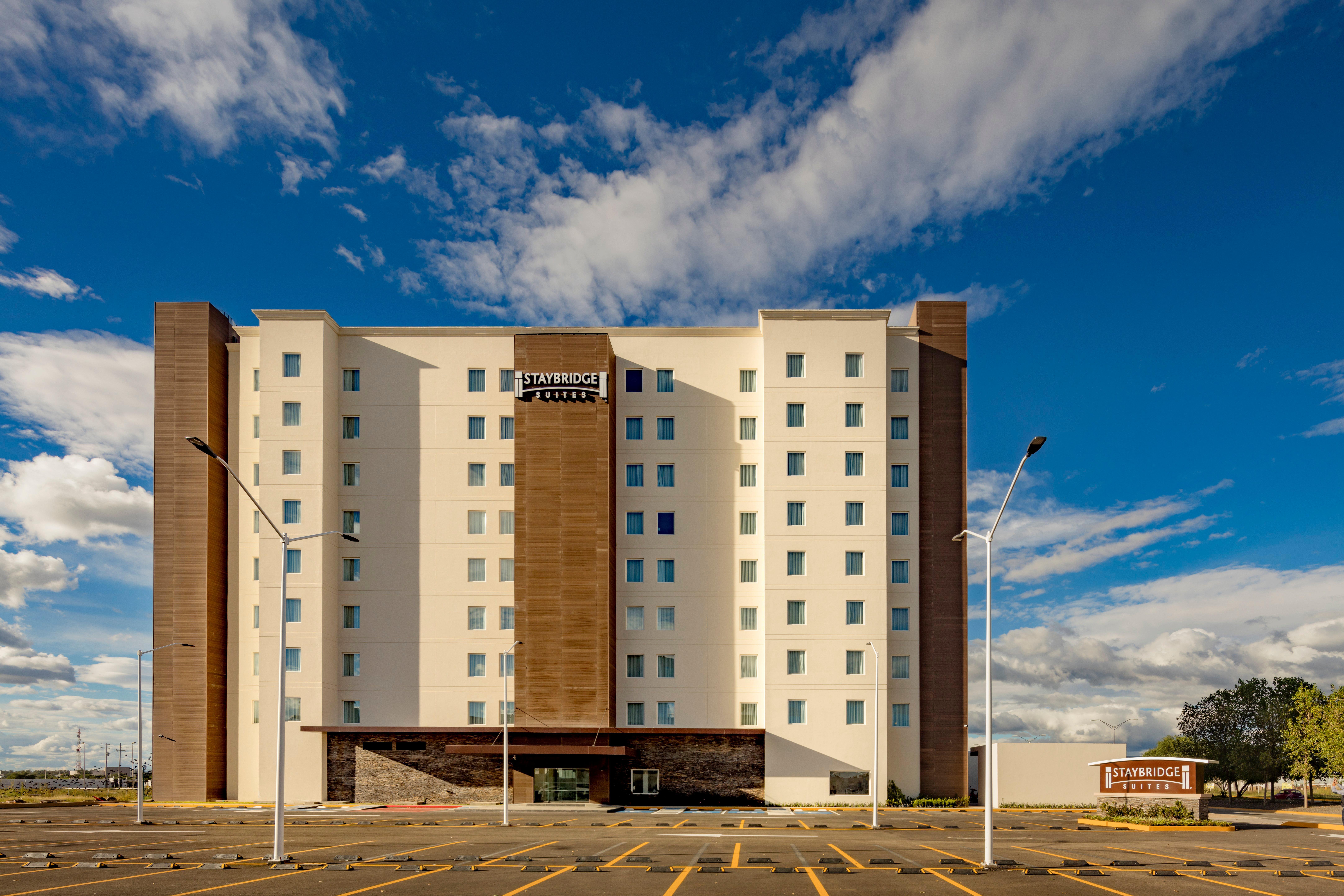 Staybridge Suites - Saltillo By Ihg Экстерьер фото