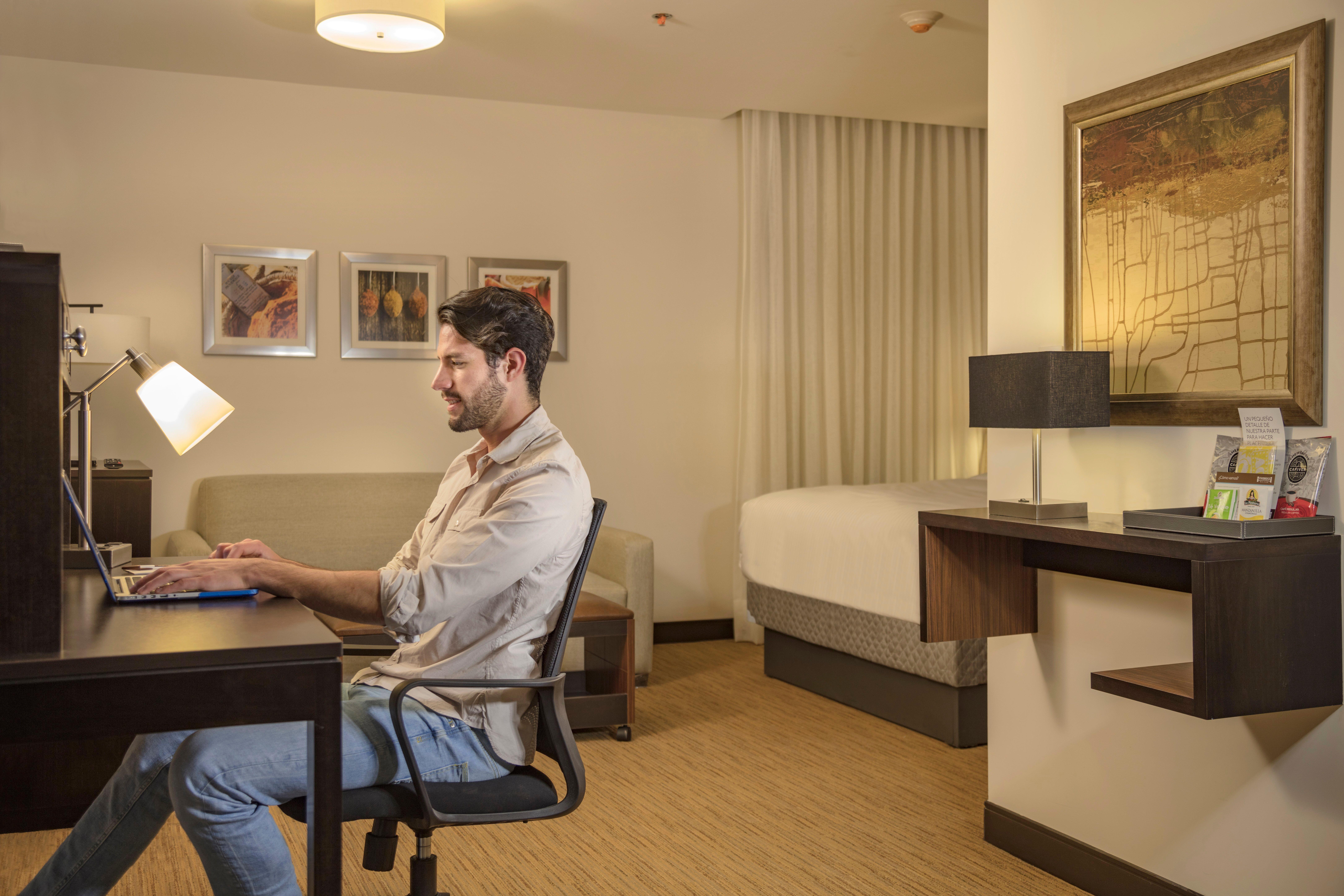 Staybridge Suites - Saltillo By Ihg Экстерьер фото