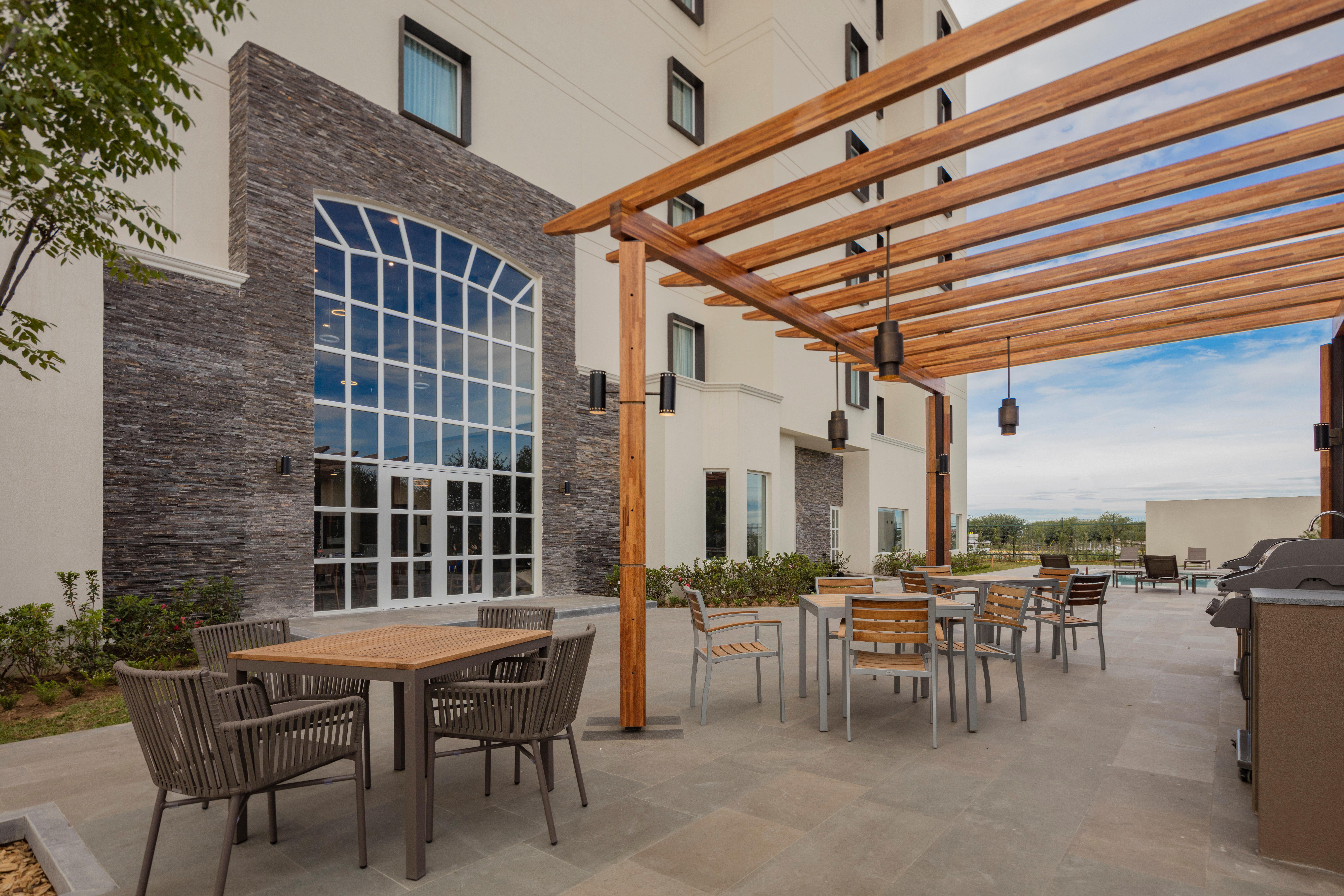 Staybridge Suites - Saltillo By Ihg Экстерьер фото