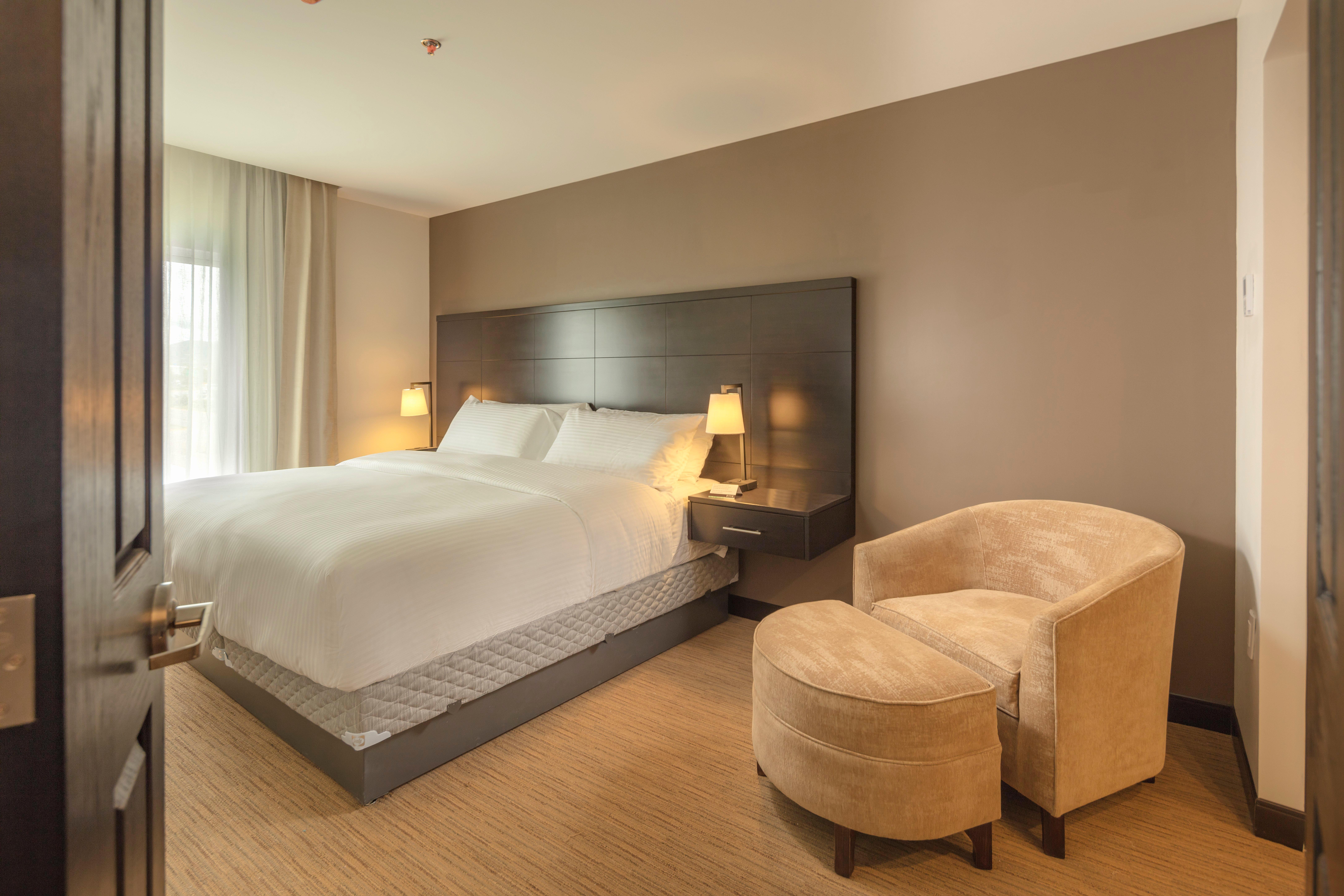 Staybridge Suites - Saltillo By Ihg Экстерьер фото